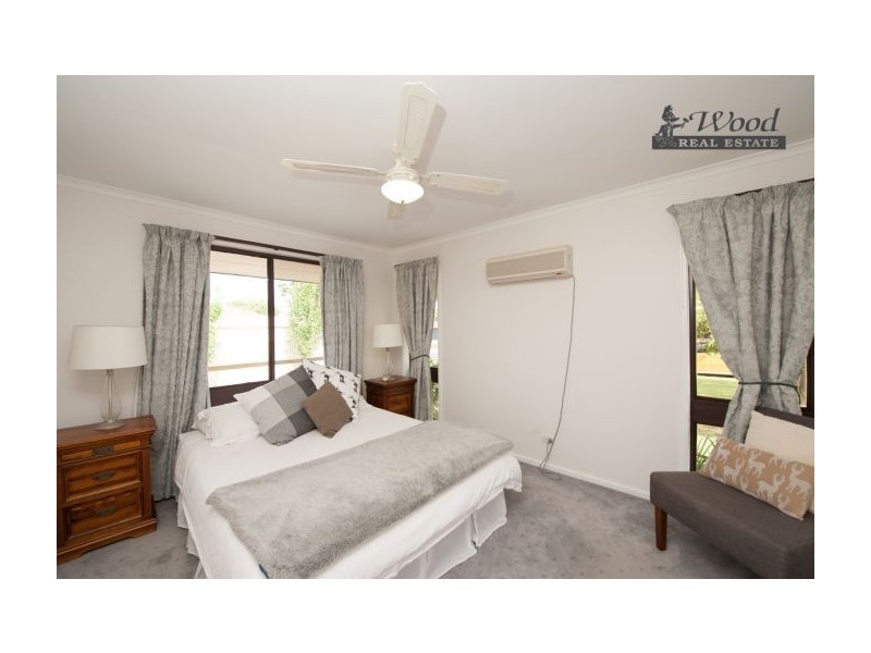 29 Sunwood Drive, Lavington NSW 2641