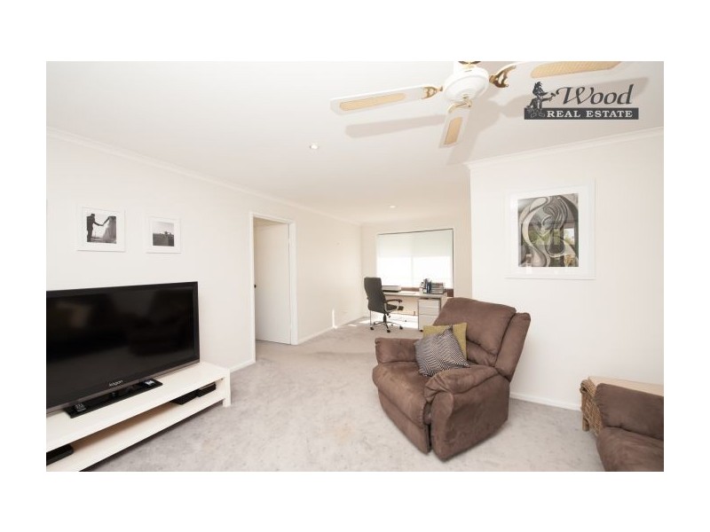 29 Sunwood Drive, Lavington NSW 2641