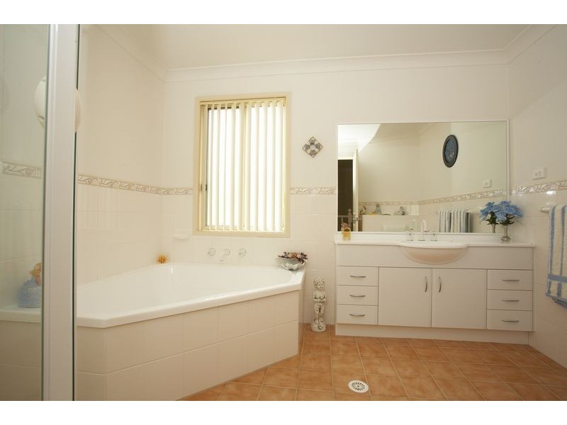 16 Cirtus Street, Quakers Hill NSW 2763