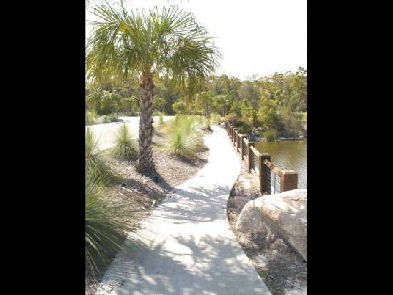 6 Attenuatta Place, Noosaville QLD 4566