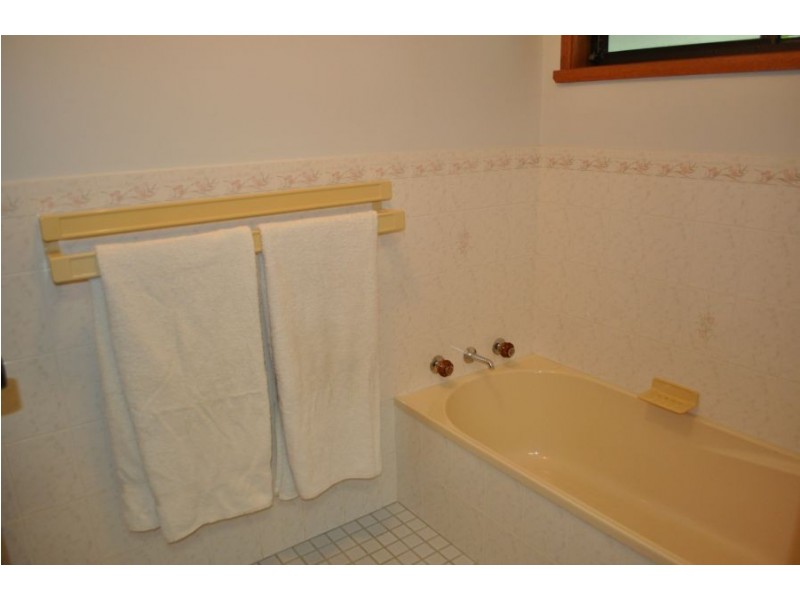 64 Mattick Road, Macksville NSW 2447