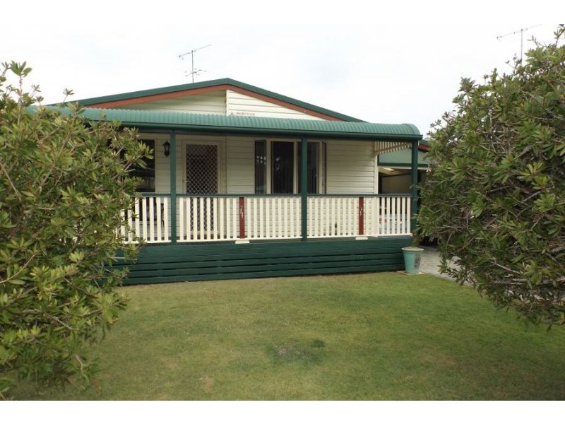 18 Magnolia Drive, Valla Beach NSW 2448