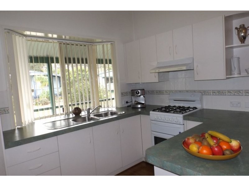 18 Magnolia Drive, Valla Beach NSW 2448