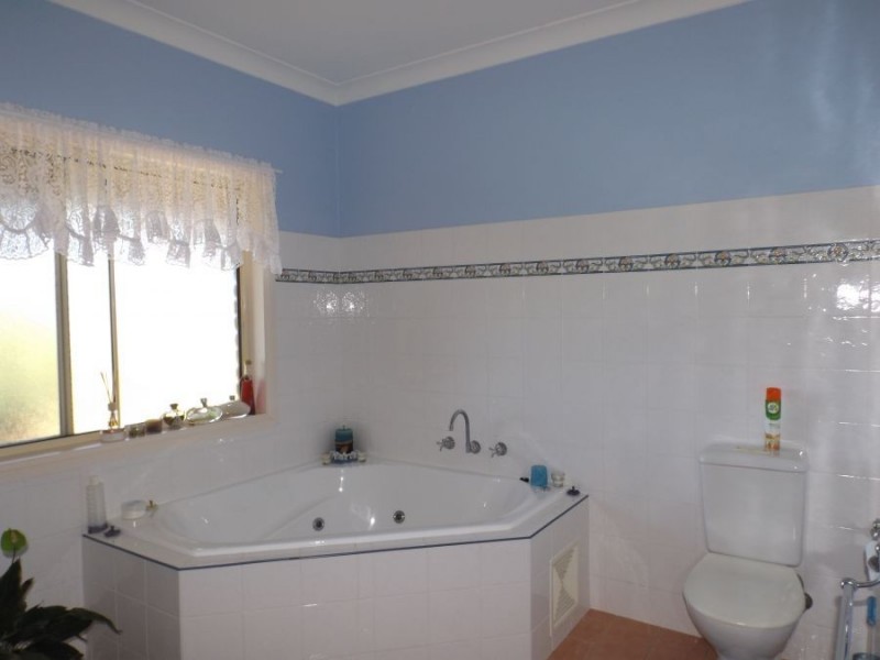 42 Hopewood Crescent, Newee Creek NSW 2447