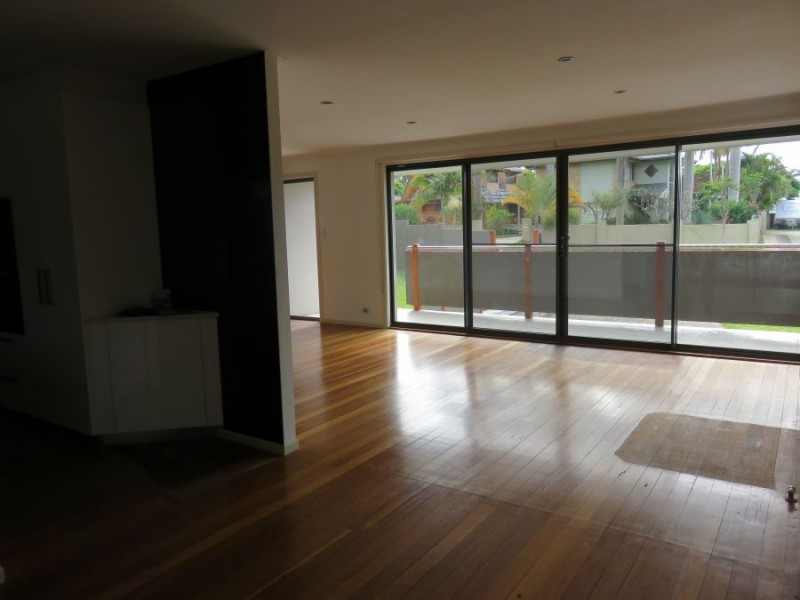 16 BLUE LUBEN CLOSE, KORORA, Coffs Harbour NSW 2450