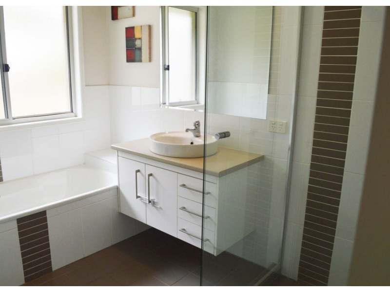 8 Julie Ann Court, Hyland Park NSW 2448