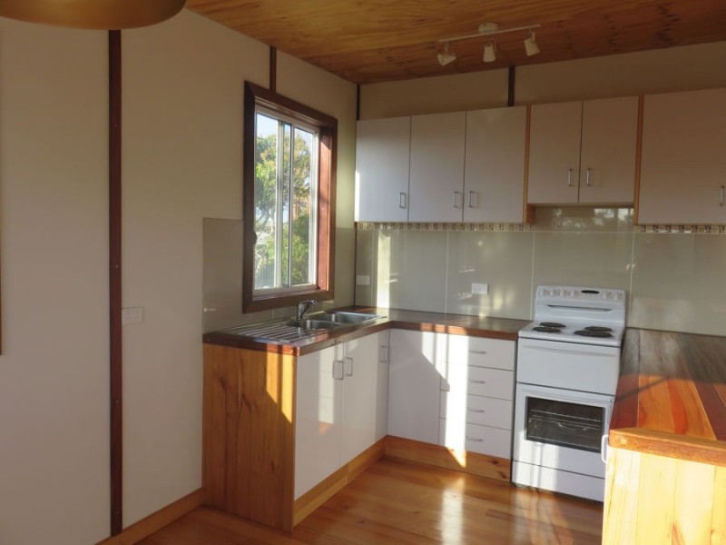 12 Hill Street, Scotts Head NSW 2447