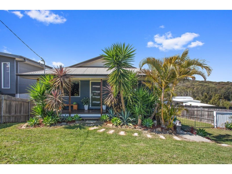 13 Hill Street, Scotts Head NSW 2447