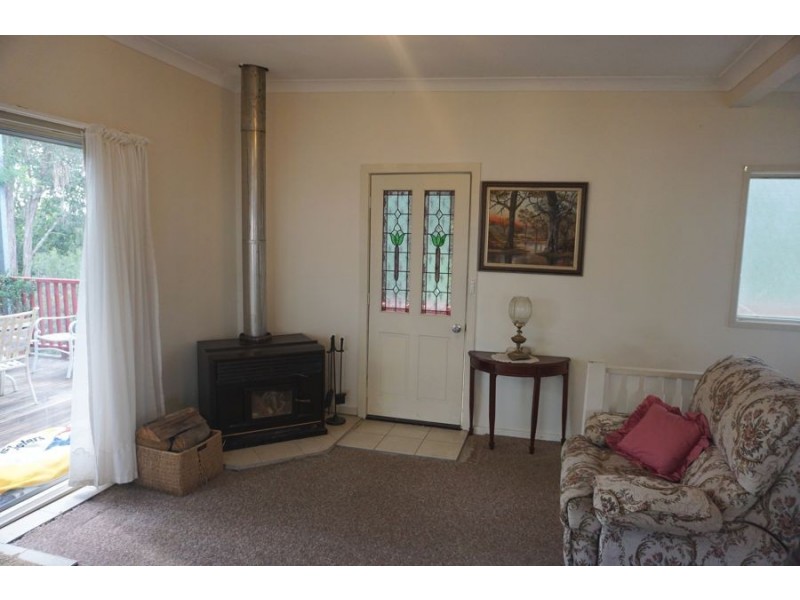 2 Taylors Arm Road, Macksville NSW 2447
