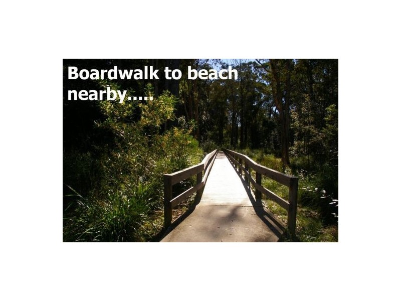 Dubois Max Graham Drive, Valla Beach NSW 2448
