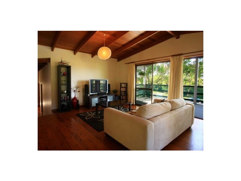 8 Hibiscus Drive, Valla Beach NSW 2448