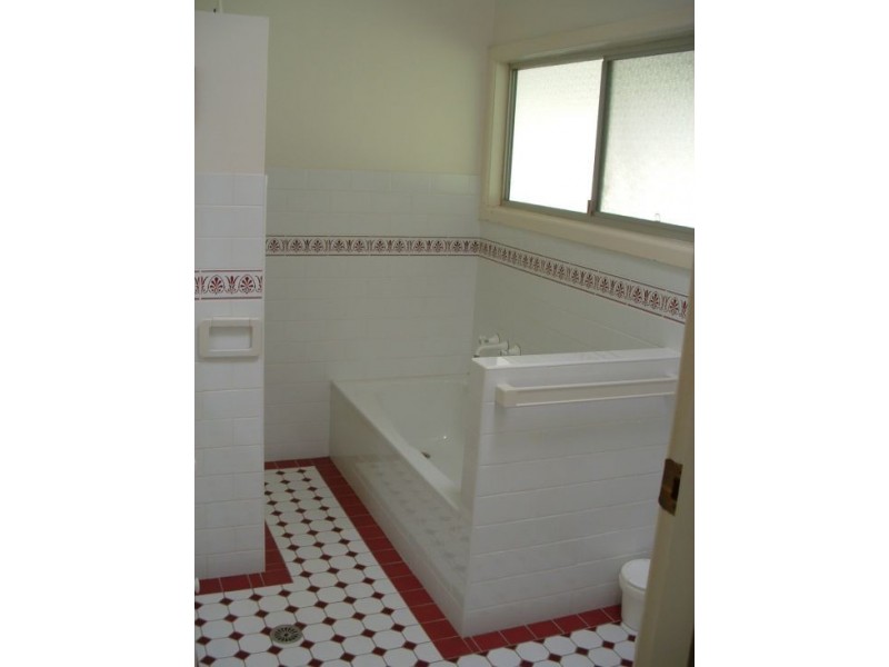 Valla NSW 2448