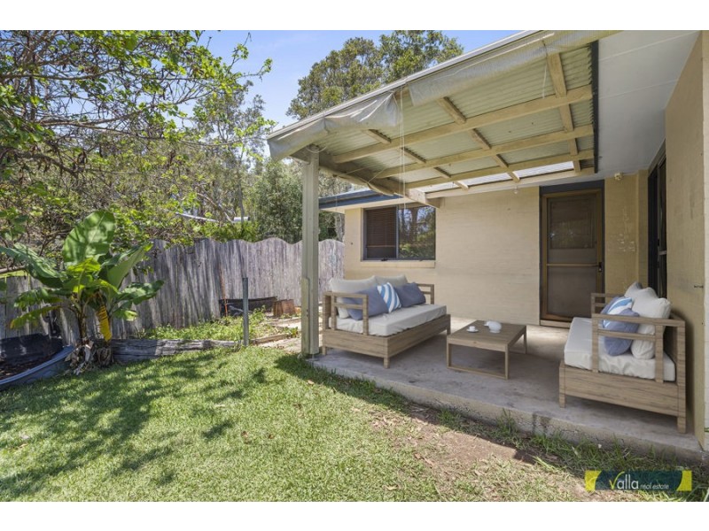 27 Vernon Street, Scotts Head NSW 2447