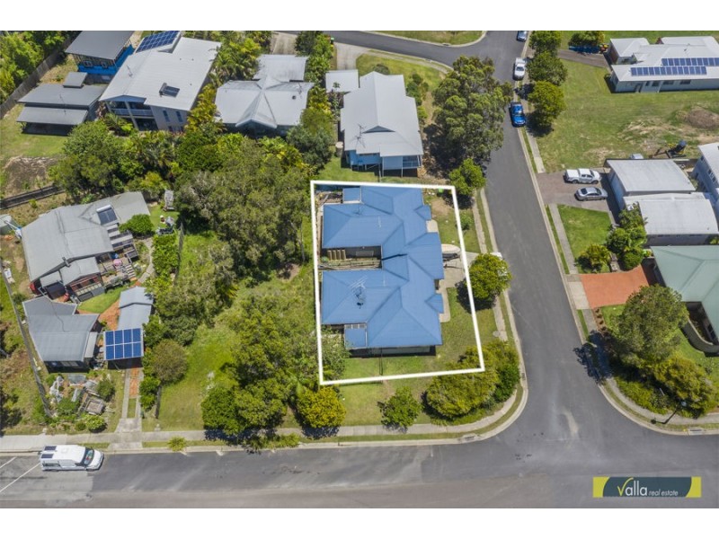 27 Vernon Street, Scotts Head NSW 2447