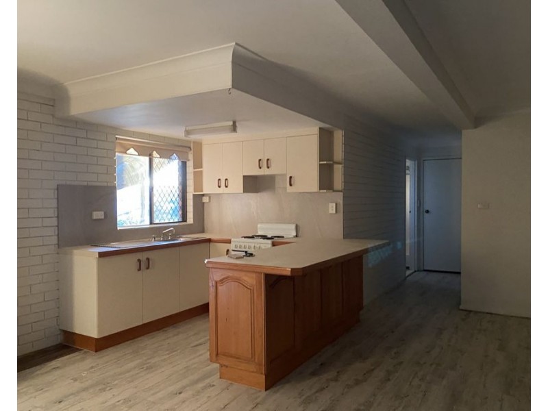 2/11 Gloucester Street, Scotts Head NSW 2447