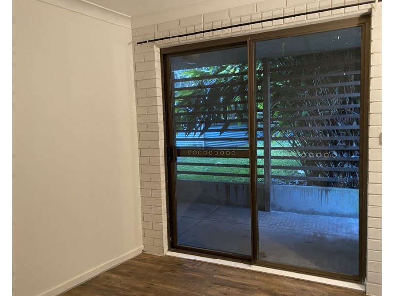 2/11 Gloucester Street, Scotts Head NSW 2447