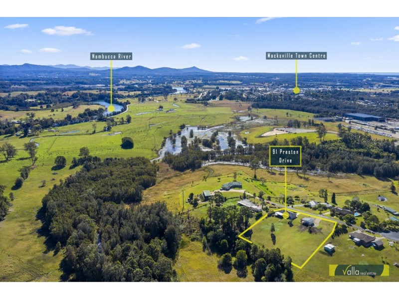 91 Preston Drive, Macksville NSW 2447