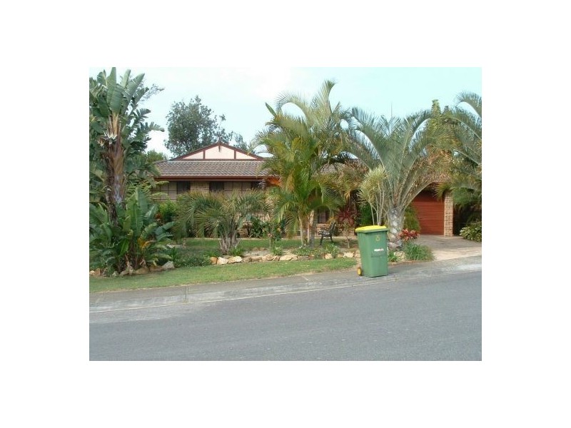 17 Kuta Avenue, Valla Beach NSW 2448