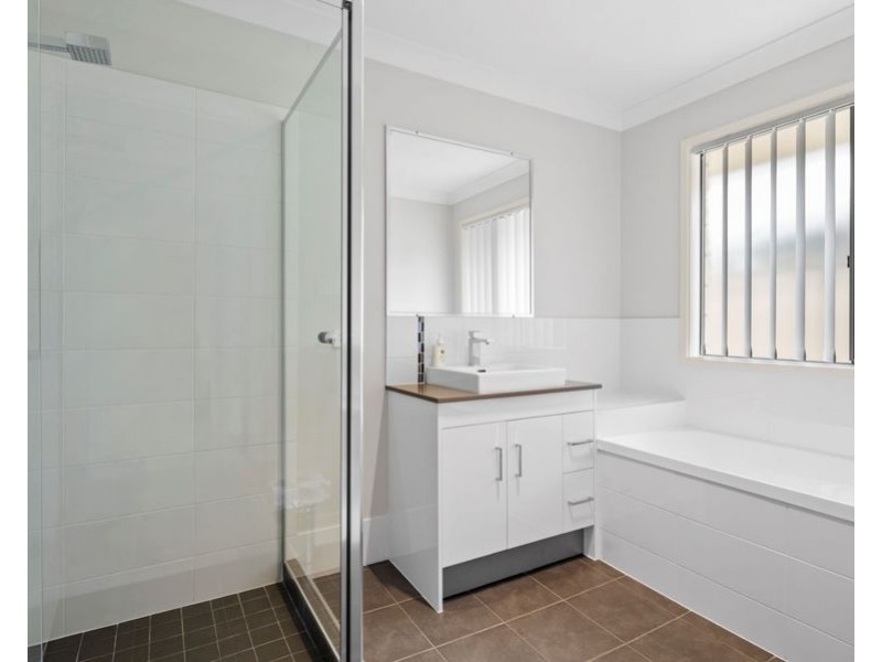 25 Lloyd Street, Macksville NSW 2447