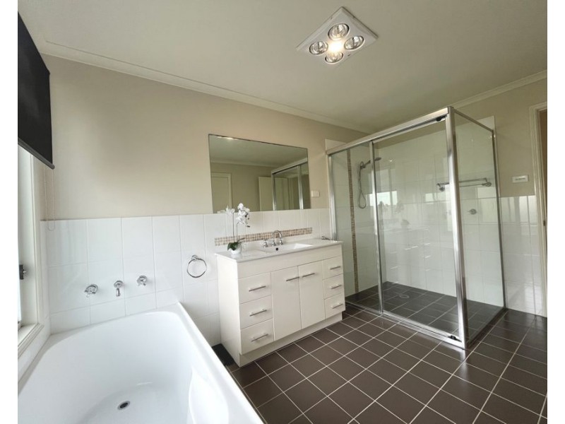 77 Acacia Place, Valla Beach NSW 2448