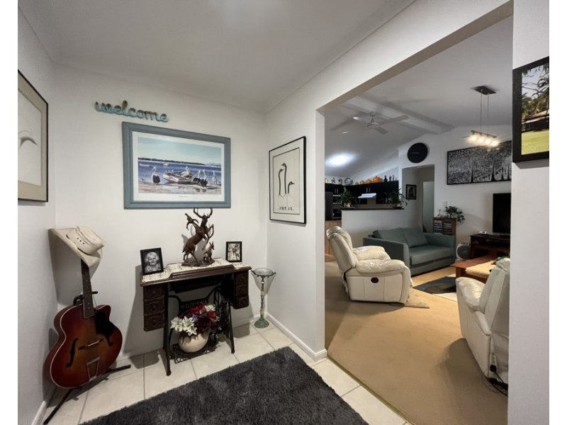 87 BLUE GUM COURT, Valla Beach NSW 2448