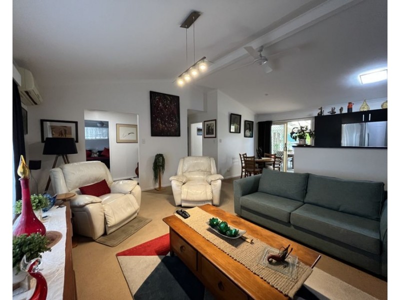 87 BLUE GUM COURT, Valla Beach NSW 2448