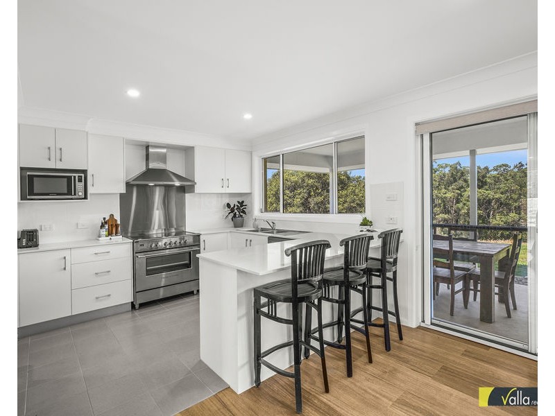 76 LAKEVIEW CLOSE, North Macksville NSW 2447