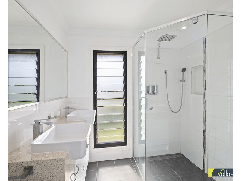 9 DOLPHIN PLACE, Valla Beach NSW 2448