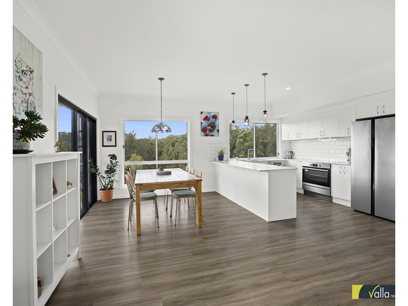 86 LAKEVIEW CLOSE, North Macksville NSW 2447