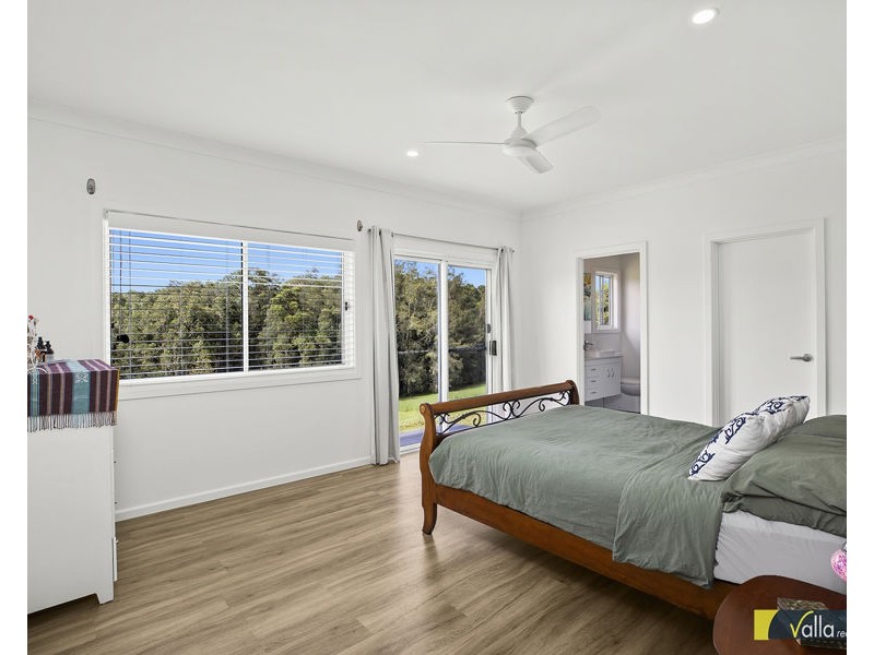 86 LAKEVIEW CLOSE, North Macksville NSW 2447
