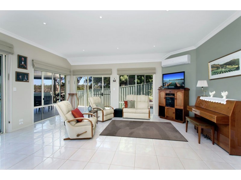 13 Edgewater Drive, Nambucca Heads NSW 2448