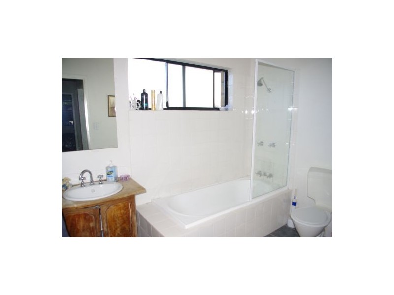 Valla NSW 2448
