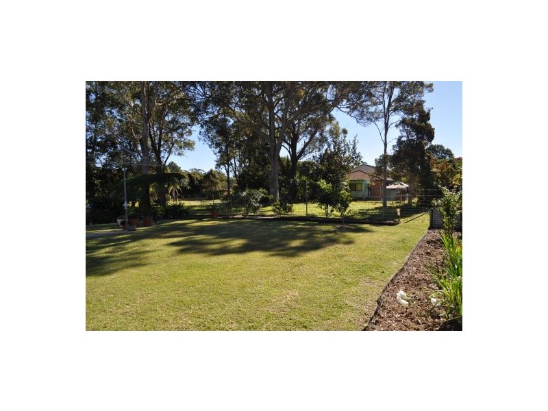 2 Seventeenth Avenue, Stuarts Point NSW 2441