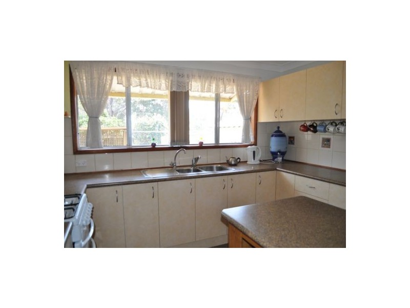 18 Ninth Avenue, Stuarts Point NSW 2441