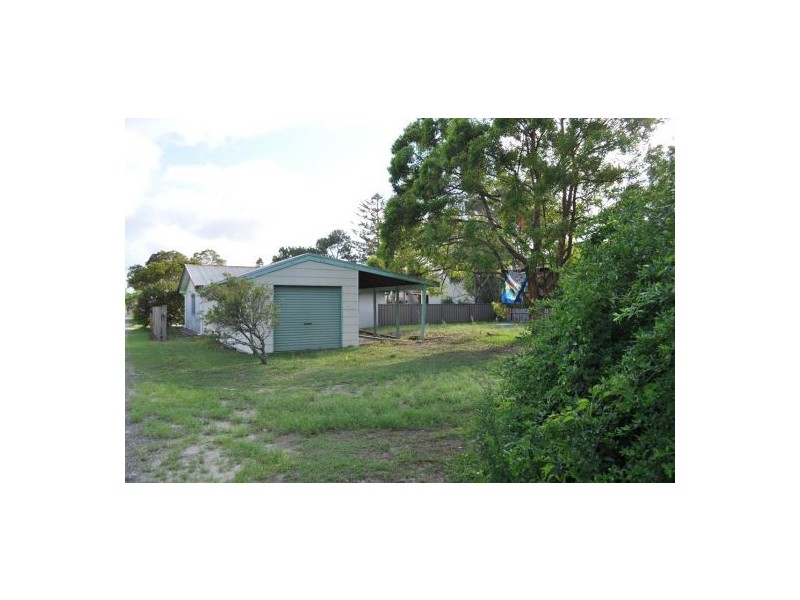1 First Avenue, Stuarts Point NSW 2441