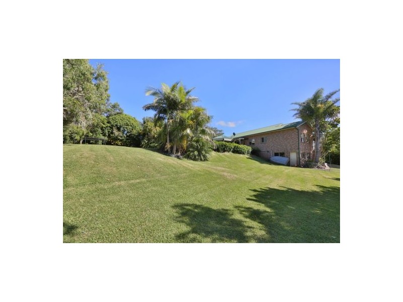 2 Shores Close, Valla Beach NSW 2448