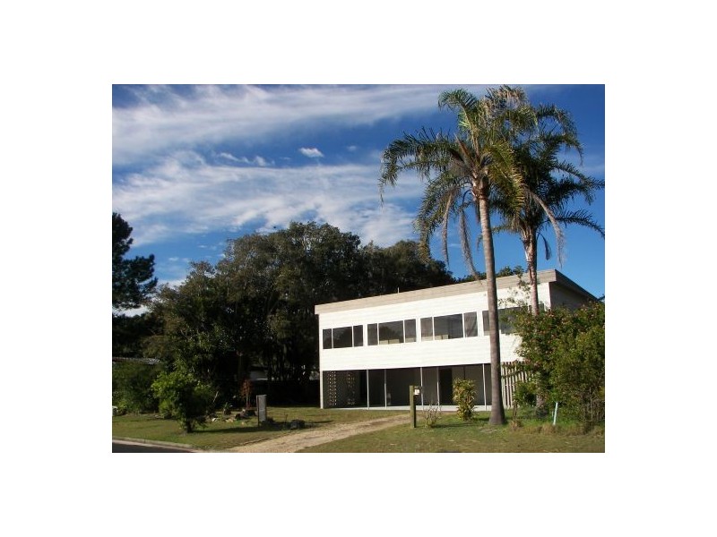 5 Fifteenth Avenue, Stuarts Point NSW 2441