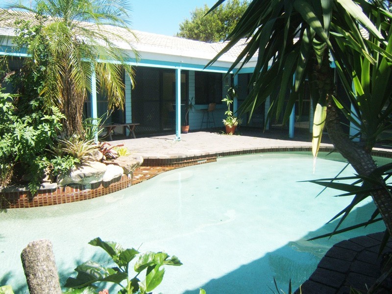 Minyama QLD 4575