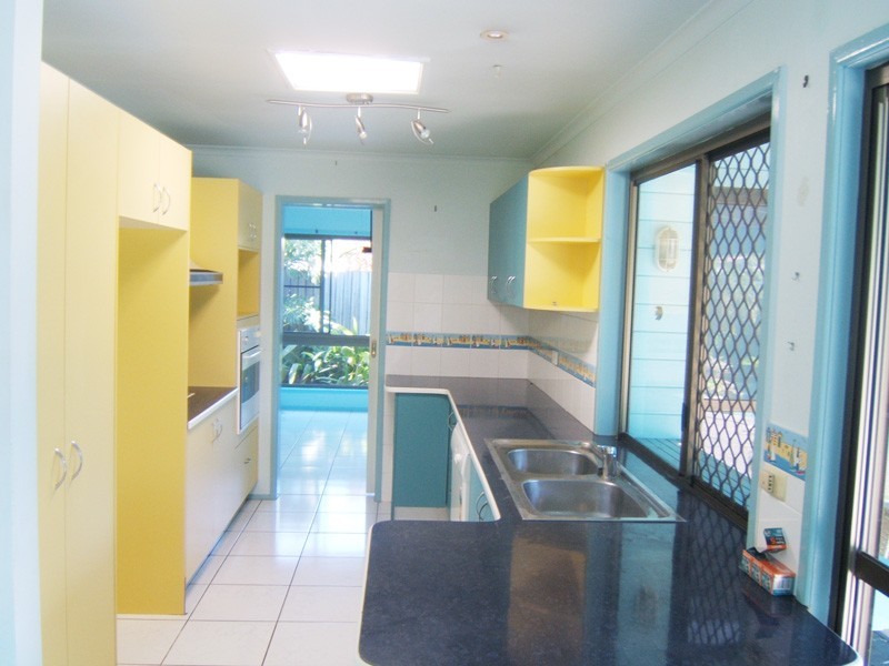 Minyama QLD 4575