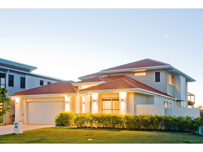 17 Easter Street, Kawana Island QLD 4575
