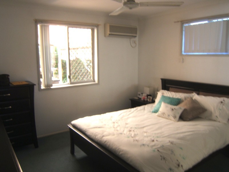 Warana QLD 4575