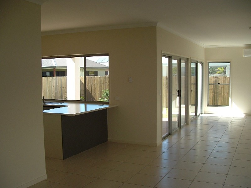 47 The Decks, Wurtulla QLD 4575