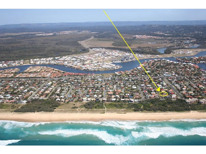 10 Lapoinya Cr, Warana QLD 4575