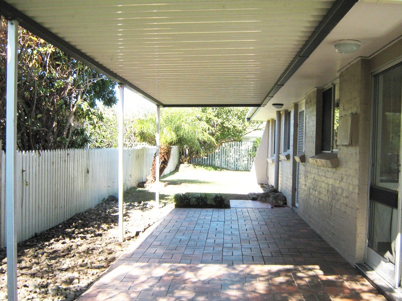 6 Palkana Drive, Warana QLD 4575