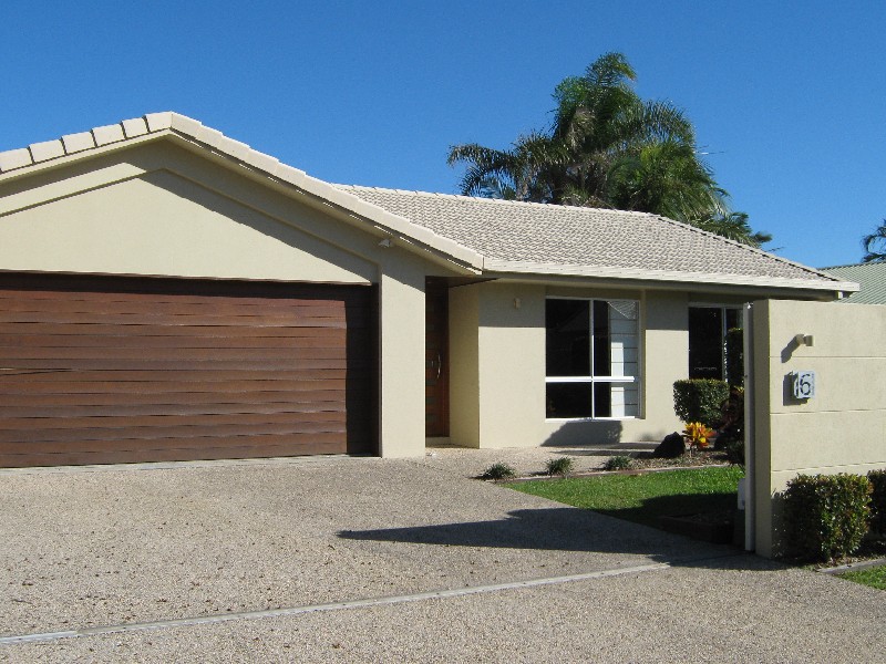 6 Driftwood Court, Bokarina QLD 4575