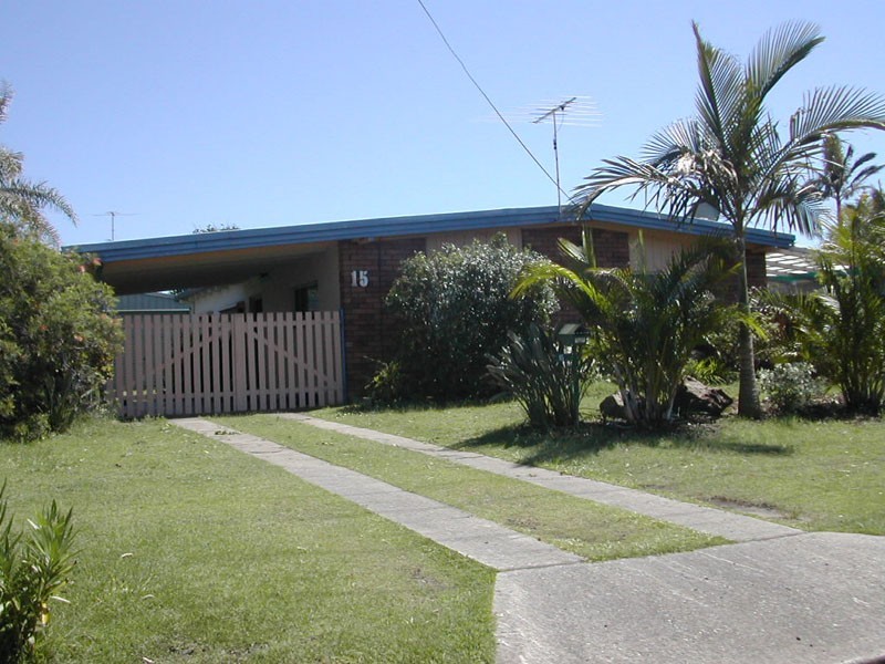 15 Currawan Street, Buddina QLD 4575