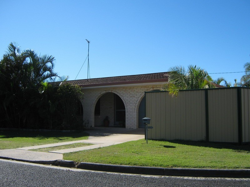1 Otama Court, Warana QLD 4575