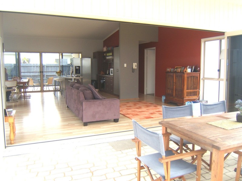 Kawana Island QLD 4575