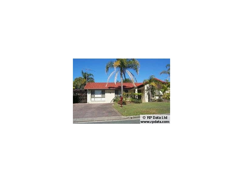 10 Pheasant St, Buddina QLD 4575