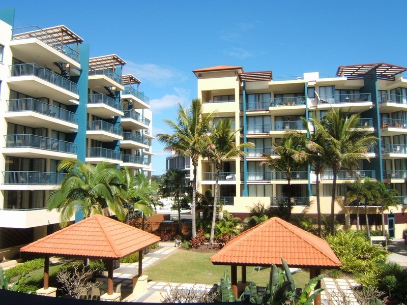 Unit 220/98-110 ‘Seaforth’ Alexandra Parade, Alexandra Headland QLD 4572